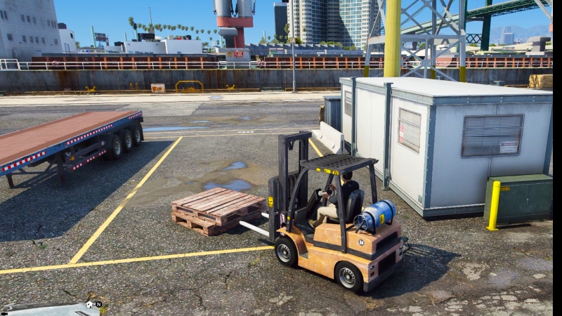 GTA 5 forklift trick pallet